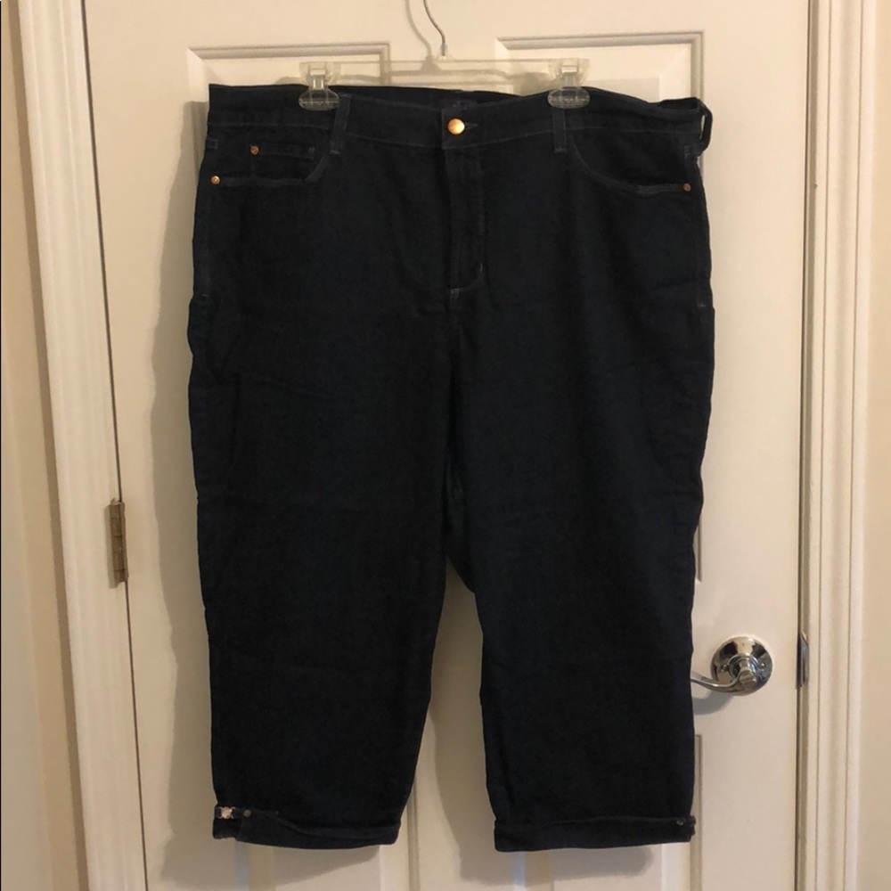 Cropped dark wash jeans